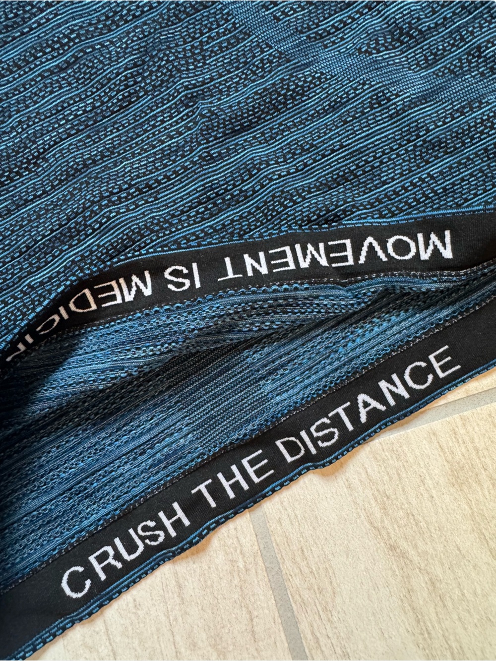 lululemon athletica Teal and Black Racerback Swim Top - Picture 4 of 5